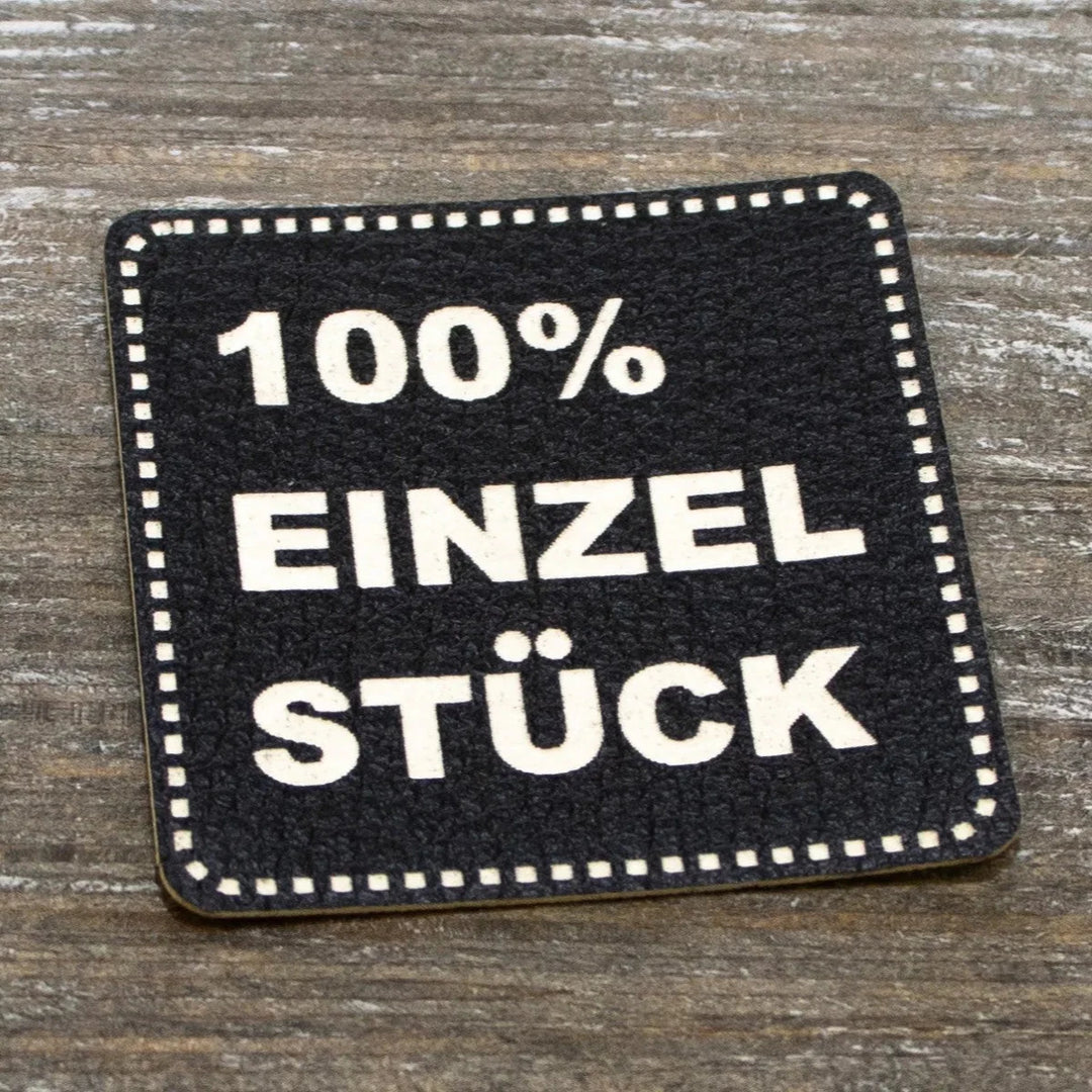 Kunstleder-Label KDS 40x40 mm // 100% EINZELSTÜCK
