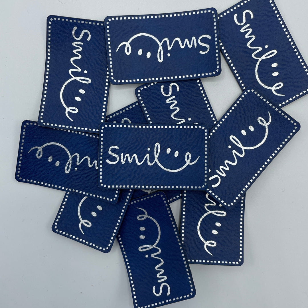 Kunstleder-Label 50x30 mm // "Smile" :)