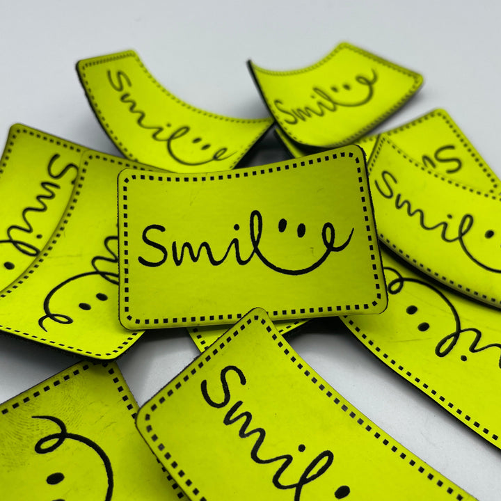 Kunstleder-Label 50x30 mm // "Smile" :)